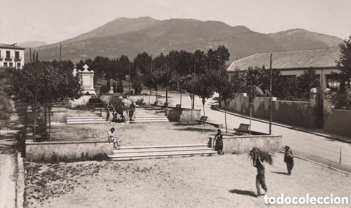 Postales: SANT CELONI PLA&Ccedil;A COMTES DEL MONTSENY POSTAL FOTOGR&Aacute;FICA ANIMADA BARCELONA C. 1940