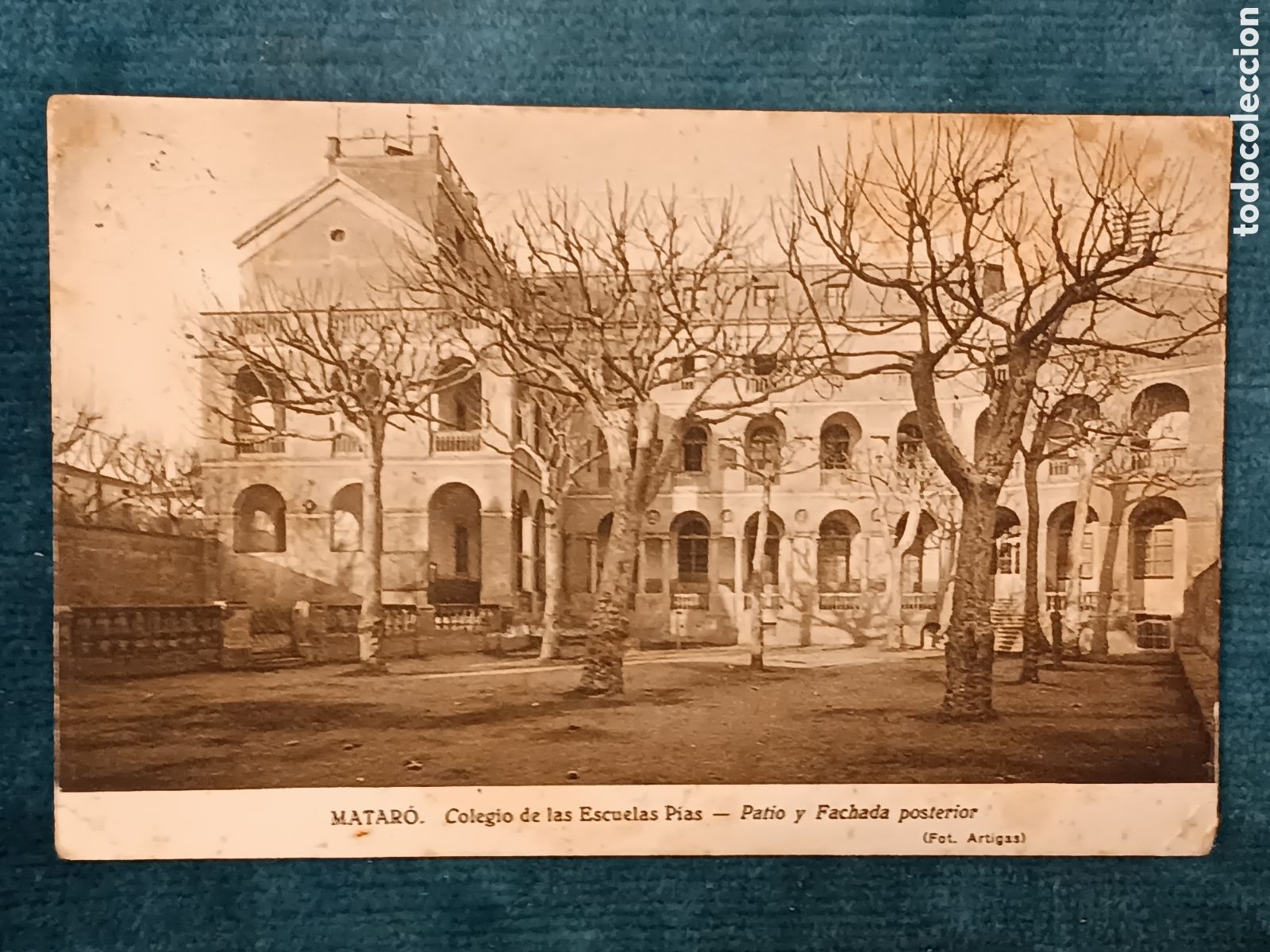 Postales: MATAR&Oacute;. Colegio de las Escuelas P&iacute;as.