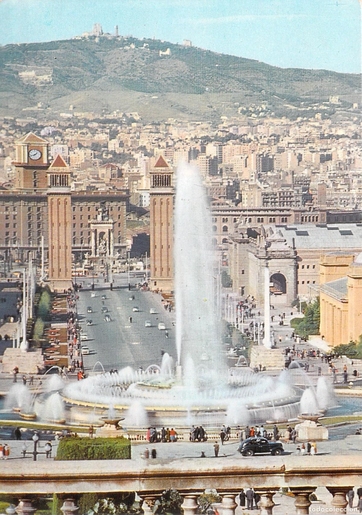 Postales: Postal de la Fuente Monumental de Montju&iuml;c y Tibidabo en Barcelona