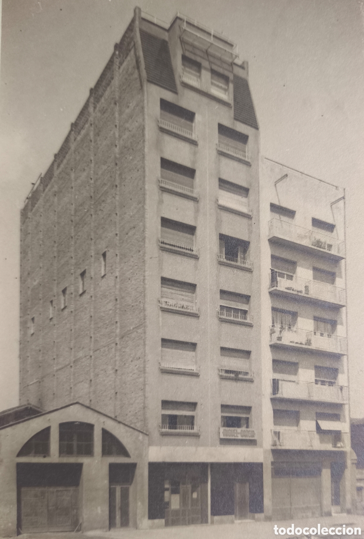 Postales: BARCELONA CALLE BALMES 166 EDIFICIO ARQUITECTURA POSTAL C. 1935
