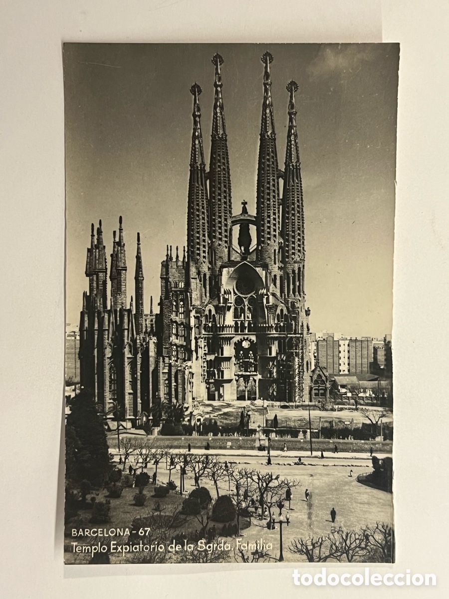 Postales: BARCELONA. Postal No.67, Templo Expiatorio de la Sagrada Familia. Sin datos editor (h.1950?) S/C