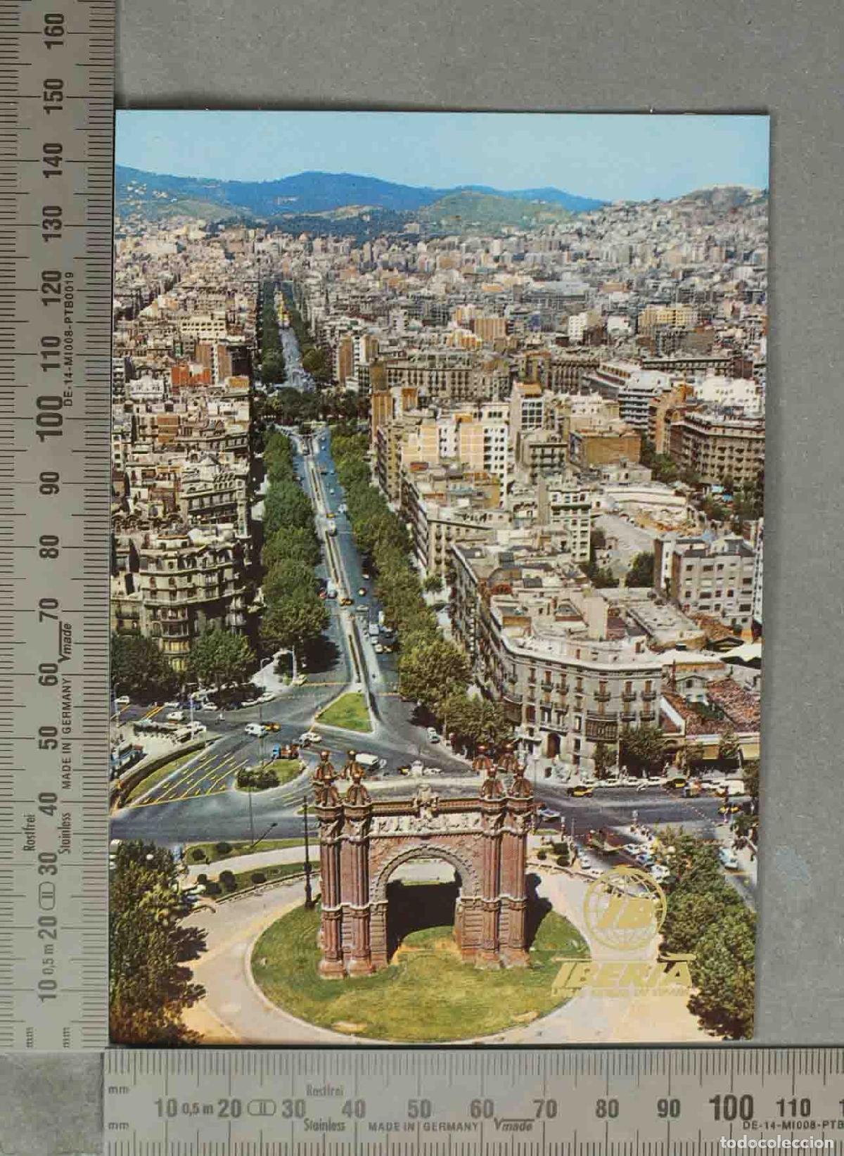 Postcards: POSTAL. Barcelona - Arc de Triomf - Passeig de Llu&iacute;s Companys - Vista a&eacute;rea