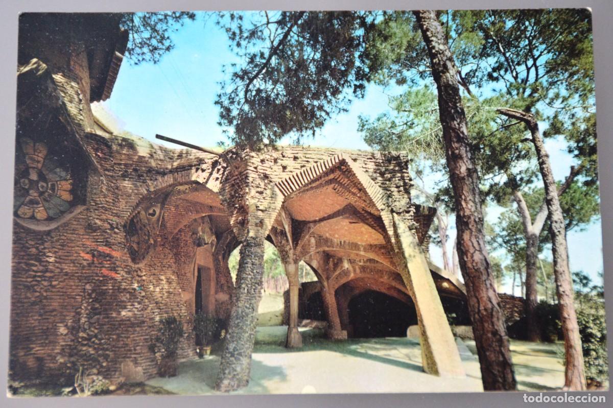 Postales: GAUDI : SANTA COLOMA DE CERVELLO - CRIPTA DE LA COLONIA G&Uuml;ELL; ESCALINATA EXTERIOR - FOT. SEGURA