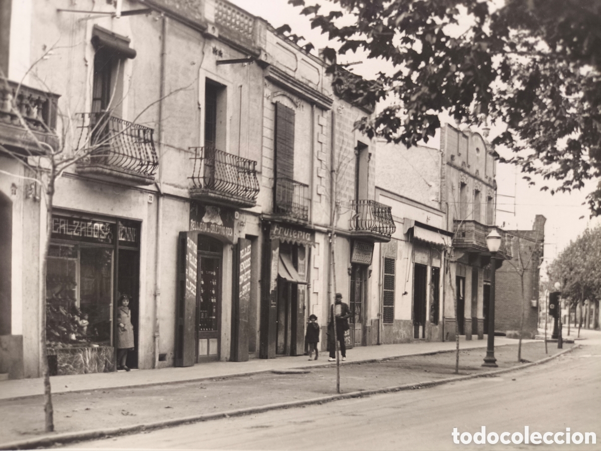 Postales: MOLLET DEL VALL&Egrave;S CARRER BERENGUER III POSTAL FOTOGR&Aacute;FICA ANIMADA C. 1955