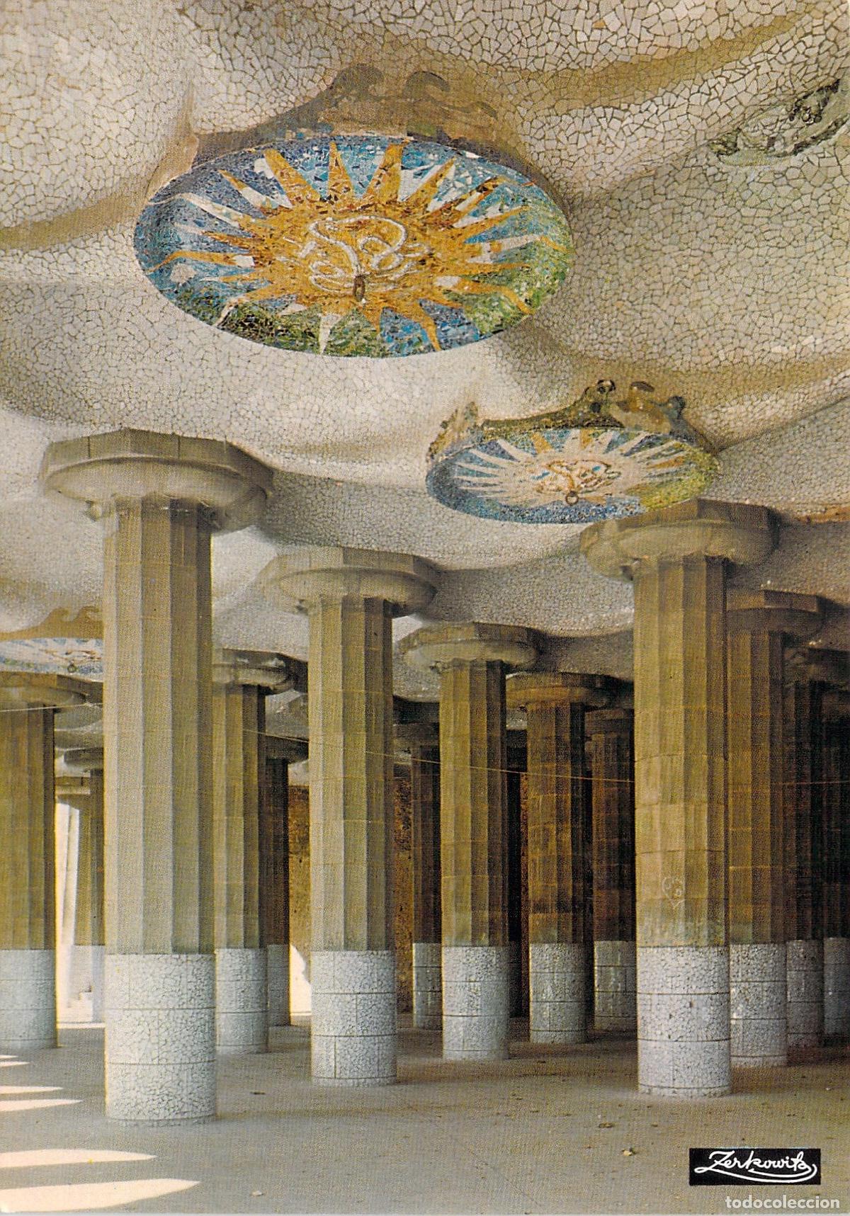 Postcards: Postal de Barcelona, Columnas del Teatro Griego en el Parque G&uuml;ell