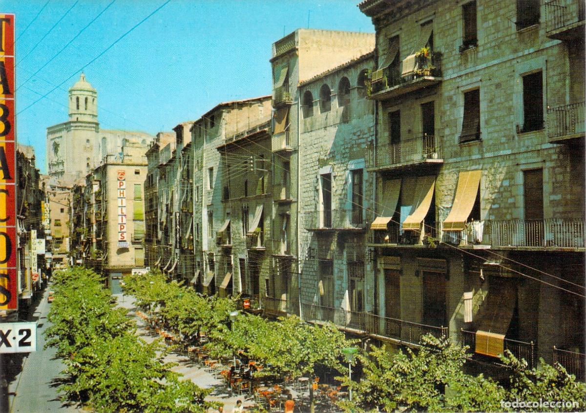 Postales: Postal de la Rambla del General&iacute;simo en Gerona con Vista de la Catedral