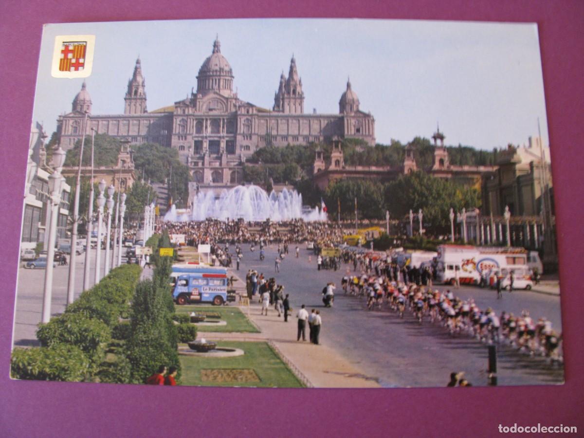 Postales: POSTAL DE BARCELONA. FUENTE MONUMENTAL Y PALACIO NACIONAL DE MONTJUICH. ESCUDO DE ORO. ESCRITA 1968