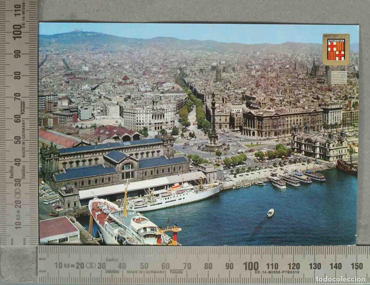 Postales: POSTAL. Barcelona - Puerto, Monumento a Col&oacute;n y vista parcial de la Ciudad - Escudo de Oro