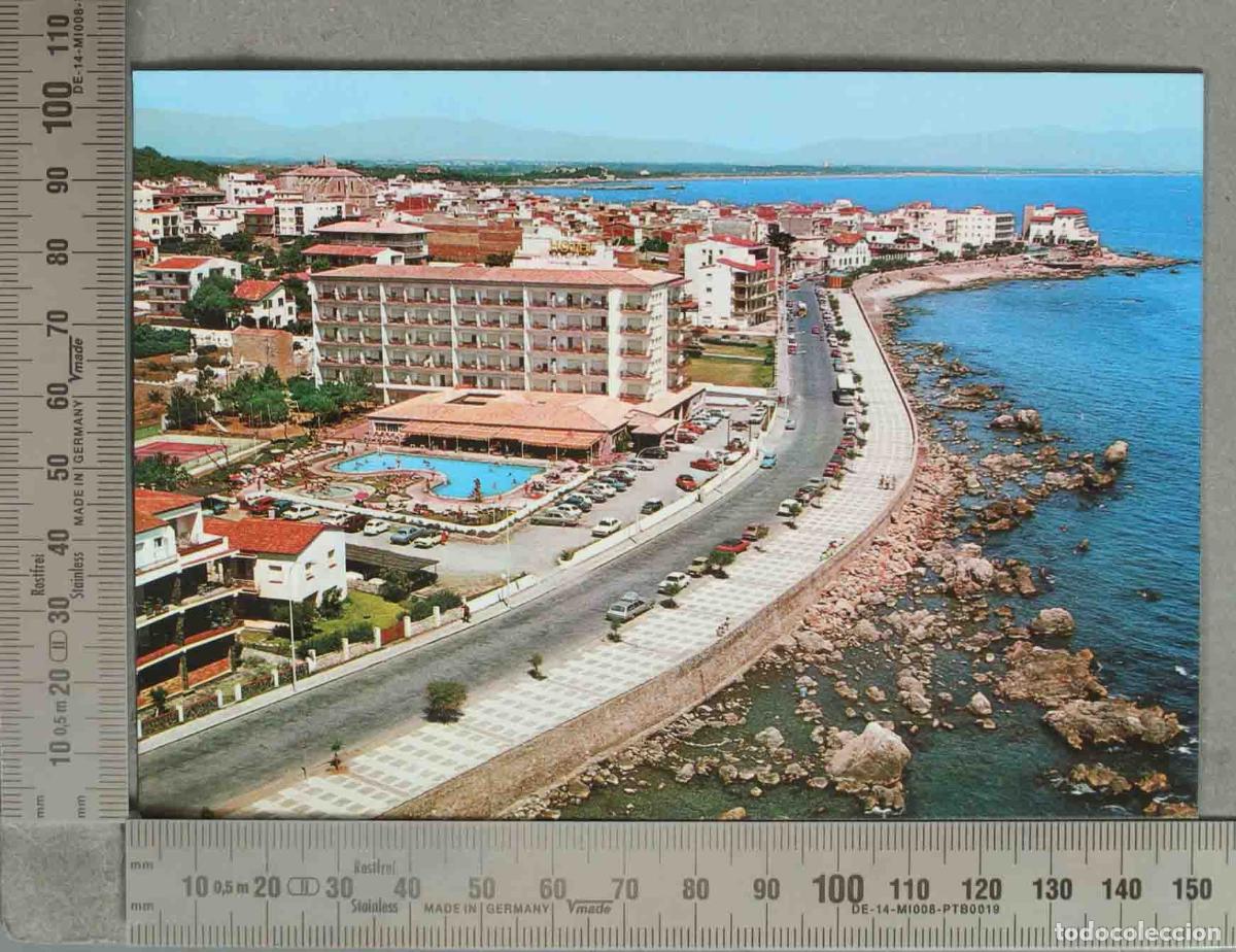 Postales: POSTAL. L&acute;Escala - Costa Brava - Hotel Nieves Mar - Paseo Mar&iacute;timo