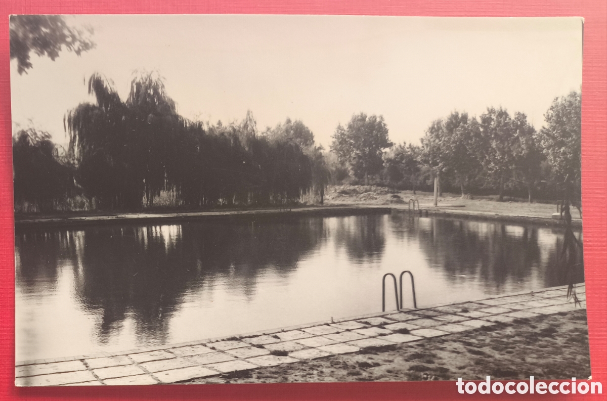 Postales: JUNEDA PISCINA FOTOGRAF&Iacute;A B/N POSTAL LLEIDA L&Eacute;RIDA C. 1960