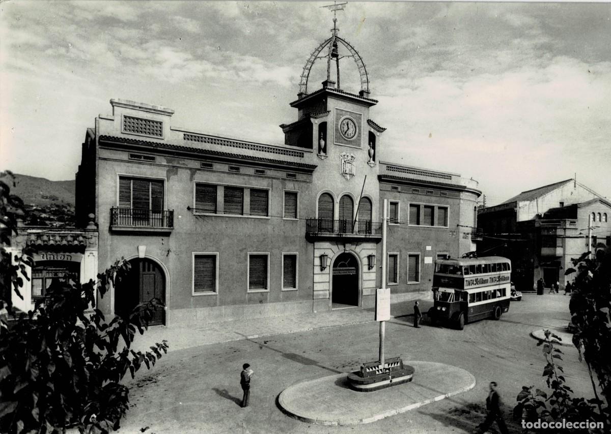 Postales: POSTAL MODERNA DE CATALU&Ntilde;A. SANTA COLOMA DE GRAMANET. CASA CONSISTORIAL. P-CAT-2108