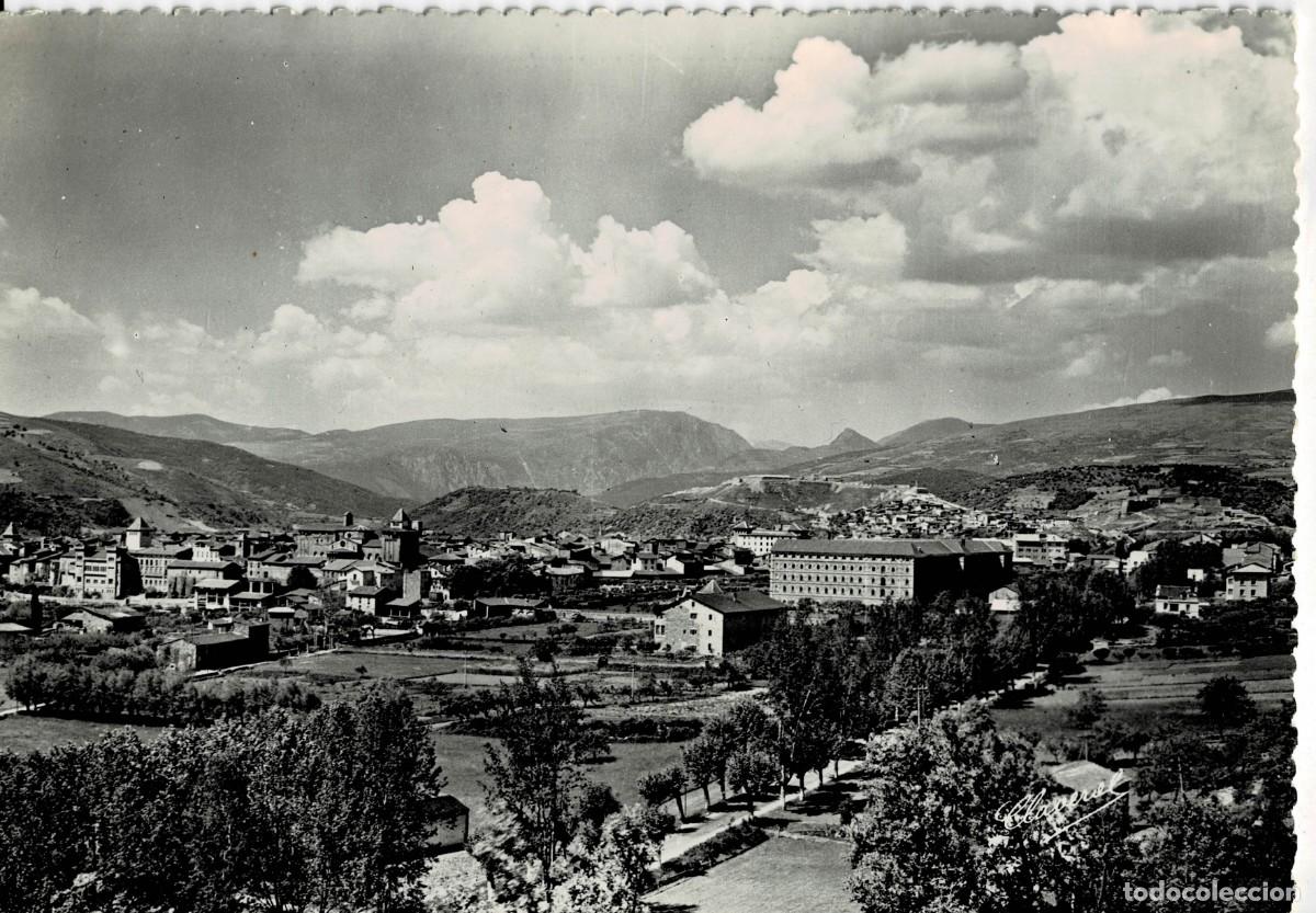 Postales: POSTAL MODERNA DE CATALU&Ntilde;A. SEO DE URGEL. VISTA GENERAL VINIENDO DE PUIGCERDA. P-CAT-2114