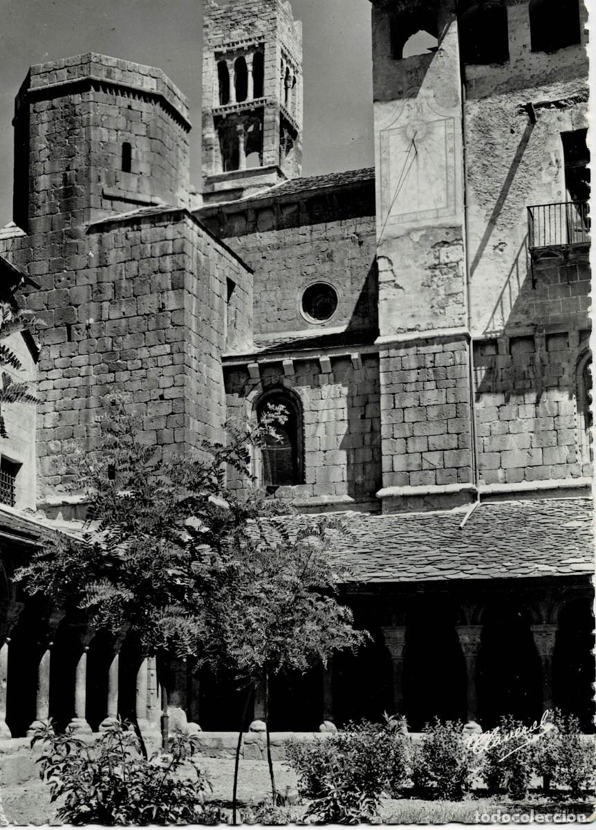 Postales: POSTAL MODERNA DE CATALU&Ntilde;A. SEO DE URGEL. CATEDRAL ROMANICA SIGLOS XI-XII VISTA DE LADO. P-CAT-2116