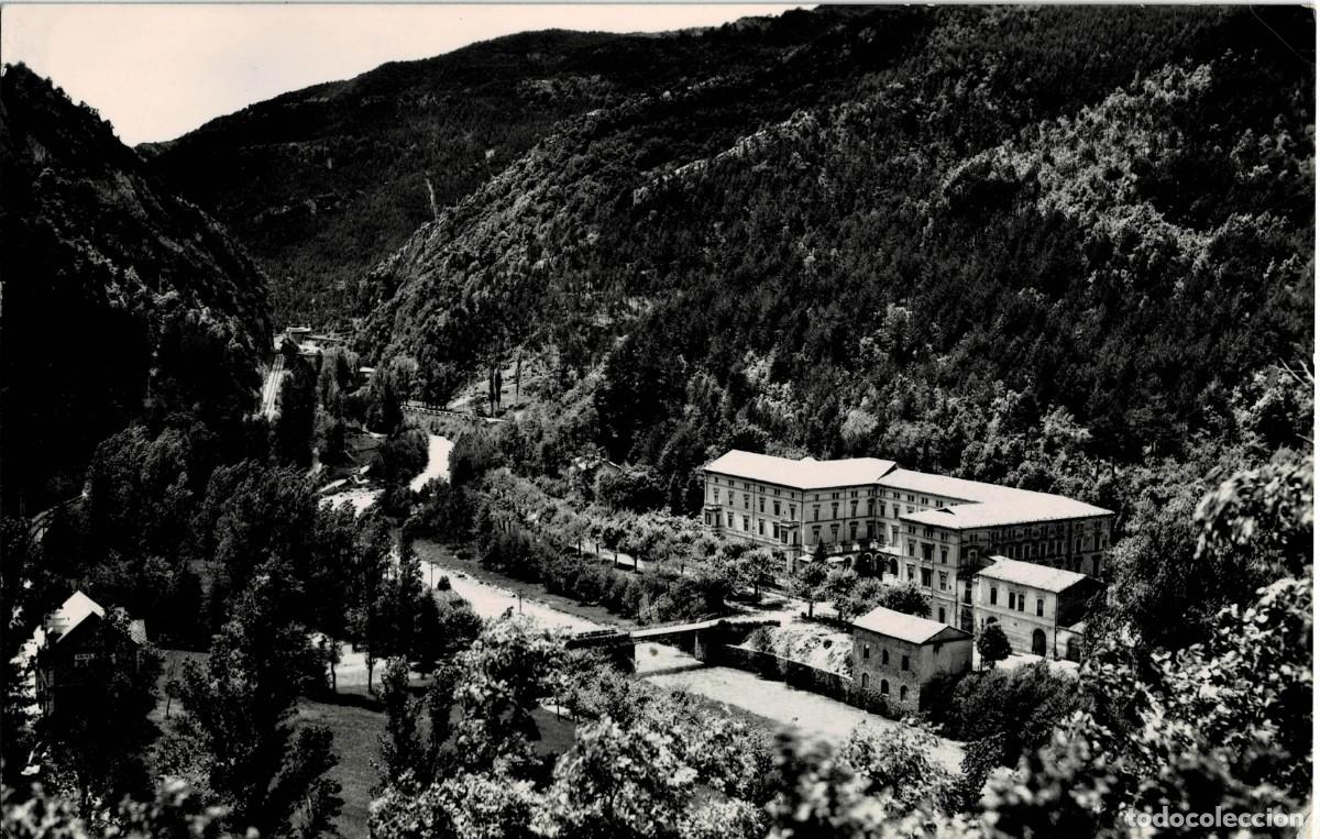 Postales: POSTAL MODERNA DE CATALU&Ntilde;A. AGUAS DE RIBAS. BALNEARIO DE MONTAGUT. P-CAT-2124