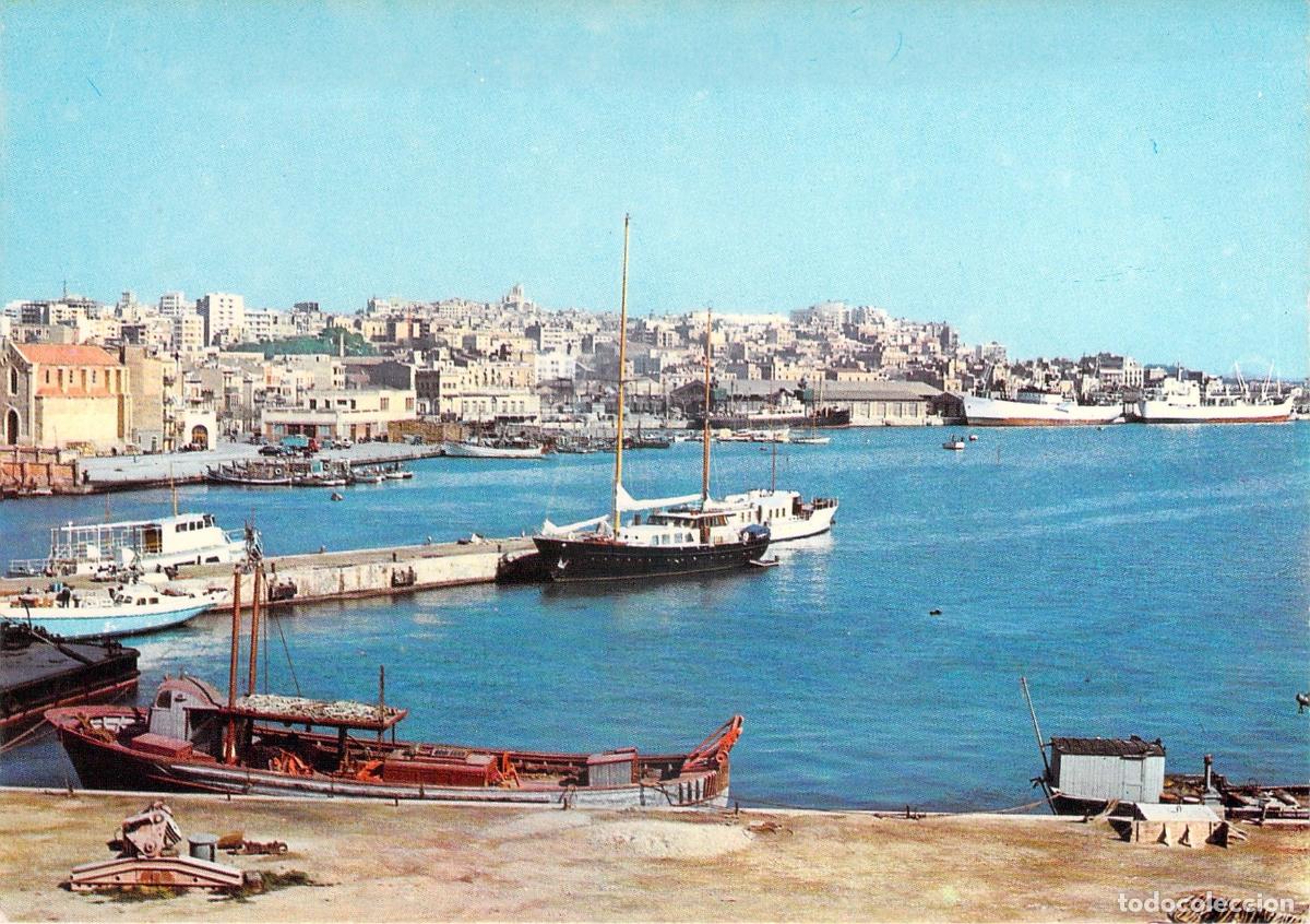 Postales: Postal del Puerto de Tarragona con Barcos en el Mar
