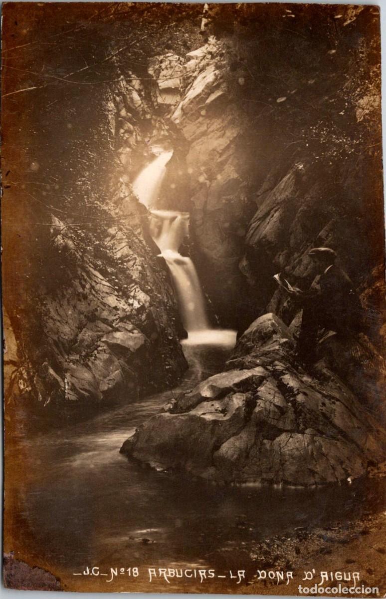 Postales: Arbucias - La Dona d'Aigua - Fotogr&aacute;fica - J. C. n&ordm; 18 - 136x88mm - Circulada en 1913