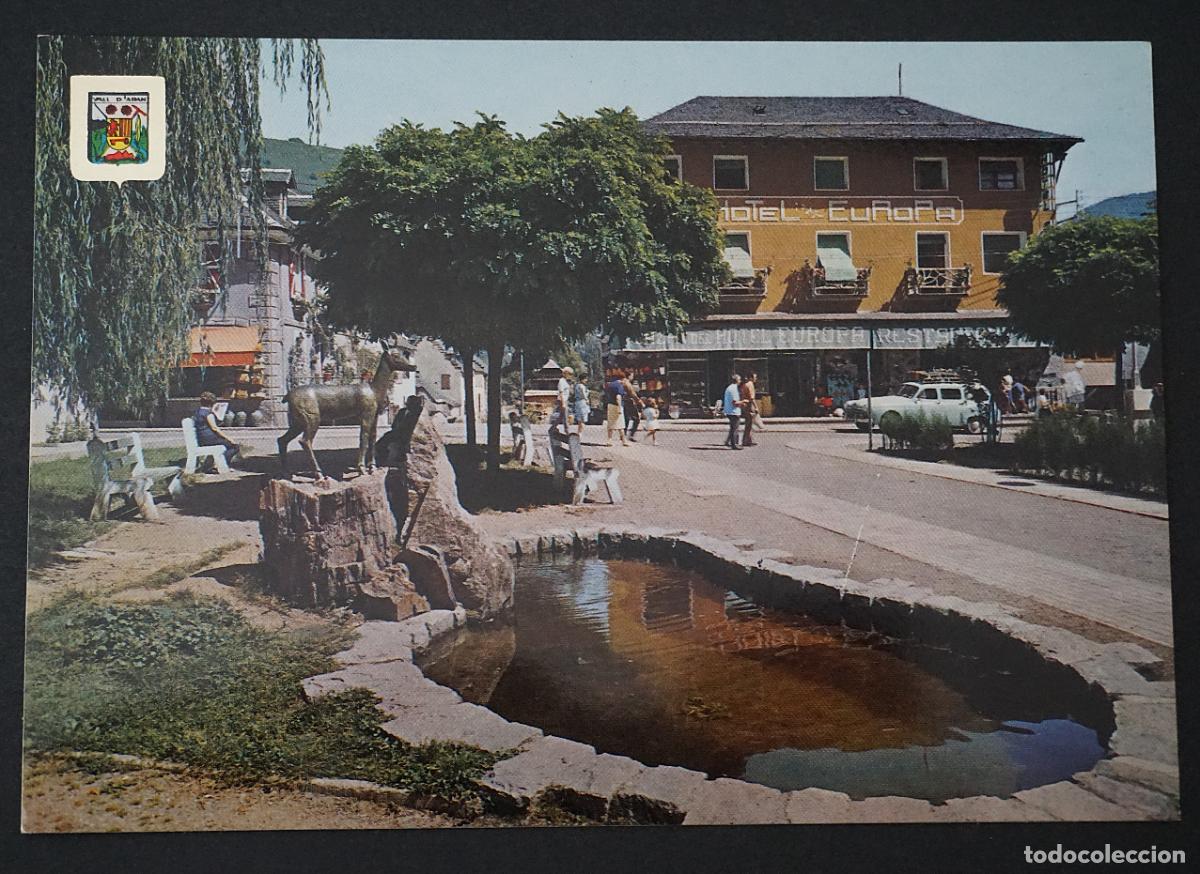 Postales: Les (Lleida) pla&ccedil;a de l'Ajuntment, Hotel Europa, postal sin circular editada en el a&ntilde;o 1966