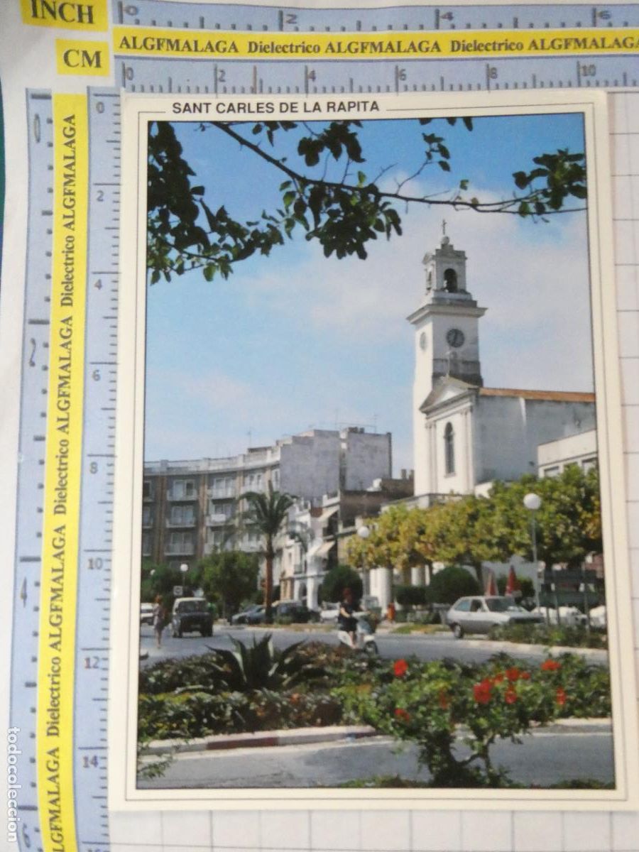 Postales: POSTAL DE TARRAGONNA. A&Ntilde;O 1994 SANT CARLES DE LA RAPITA IGLESIA FORD FIESTA 37 ARRIBAS. 3629