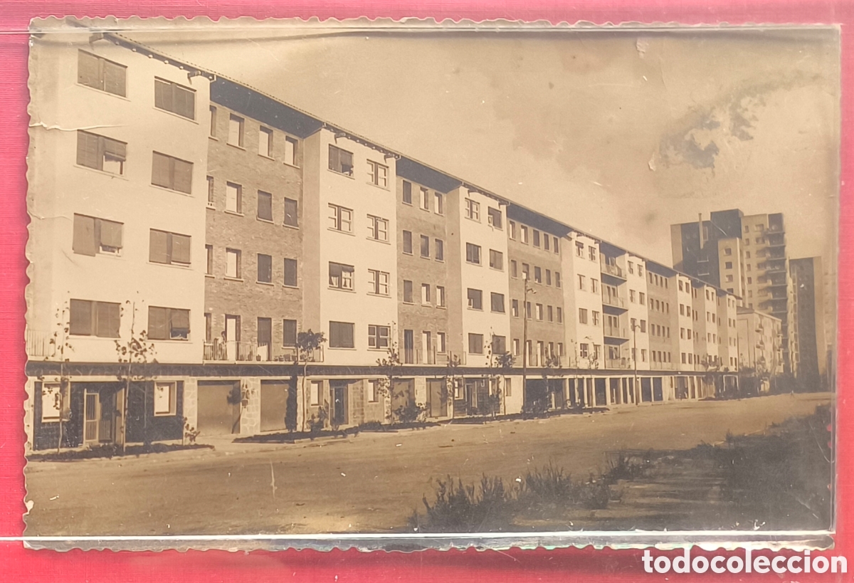 Postales: BARCELONA CARRER FELIP II CAN ROS POSTAL FOTOGR&Aacute;FICA C. 1955