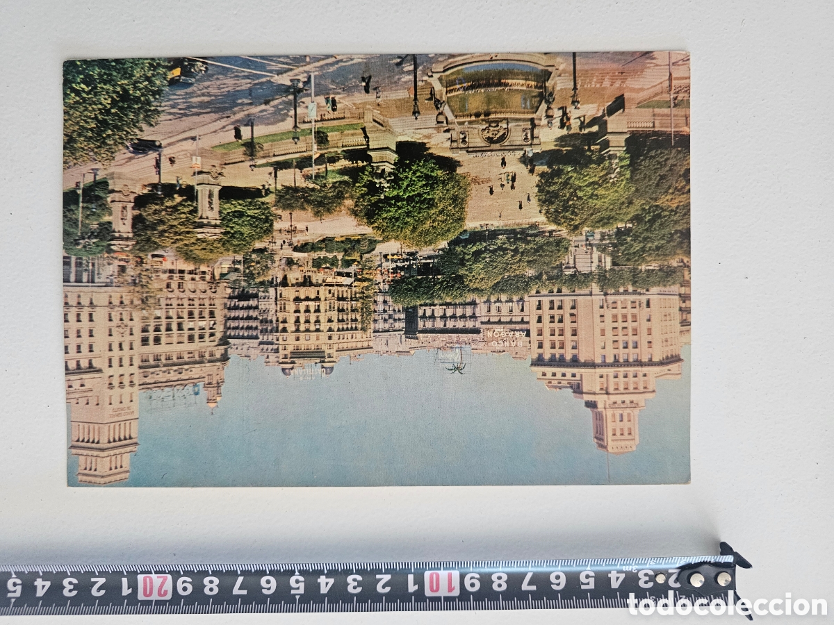 Postales: Postal de gran tama&ntilde;o de la Plaza Catalunya de Barcelona Editorial Artigas Tarjeta Gigante 1950s