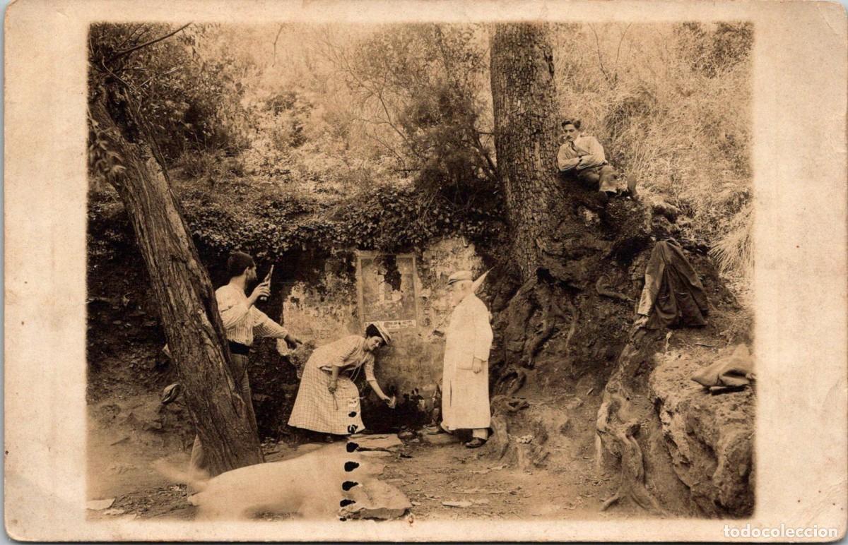 Postales: Sant Hilari Sacalm - Font a identificar - 1&ordf; Esposa de Francisco Sendra - Fotogr&aacute;fica - Sin datos