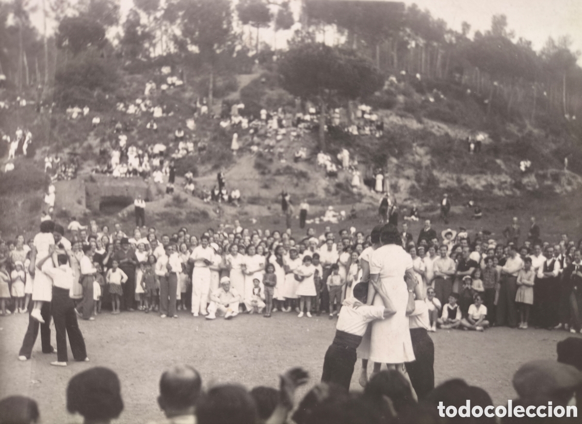 Postales: CATALUNYA FOLKLORE FESTA APLEC SARDANA POSTAL FOTOGR&Aacute;FICA ARXIU PERACAULA C. 1920