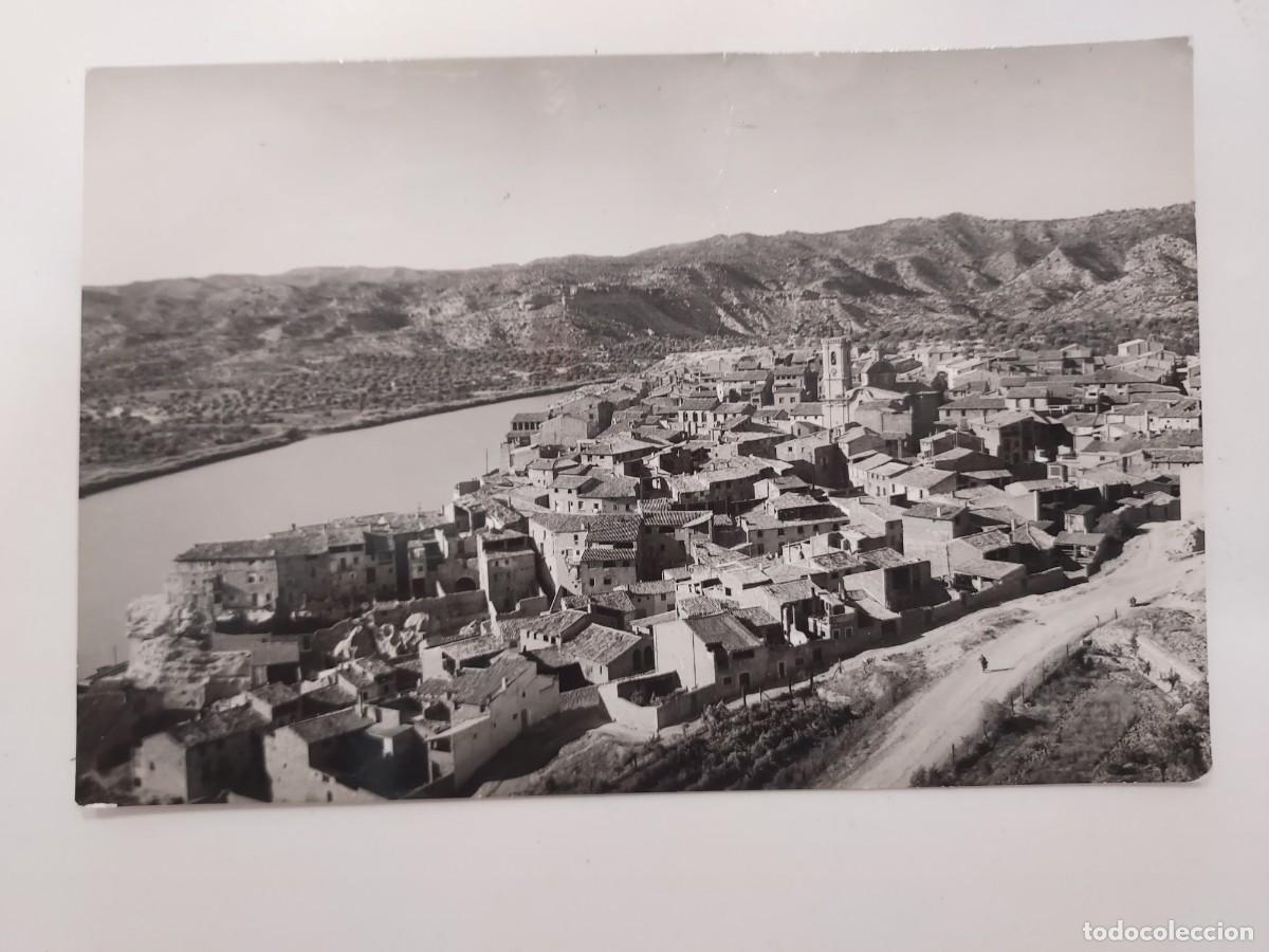 Postales: POSTAL RIBARROJA DE EBRO VISTA GENERAL. A&Ntilde;OS 1950. ESCRITA. TARRAGONA. RAYMOND. ANTIGUA