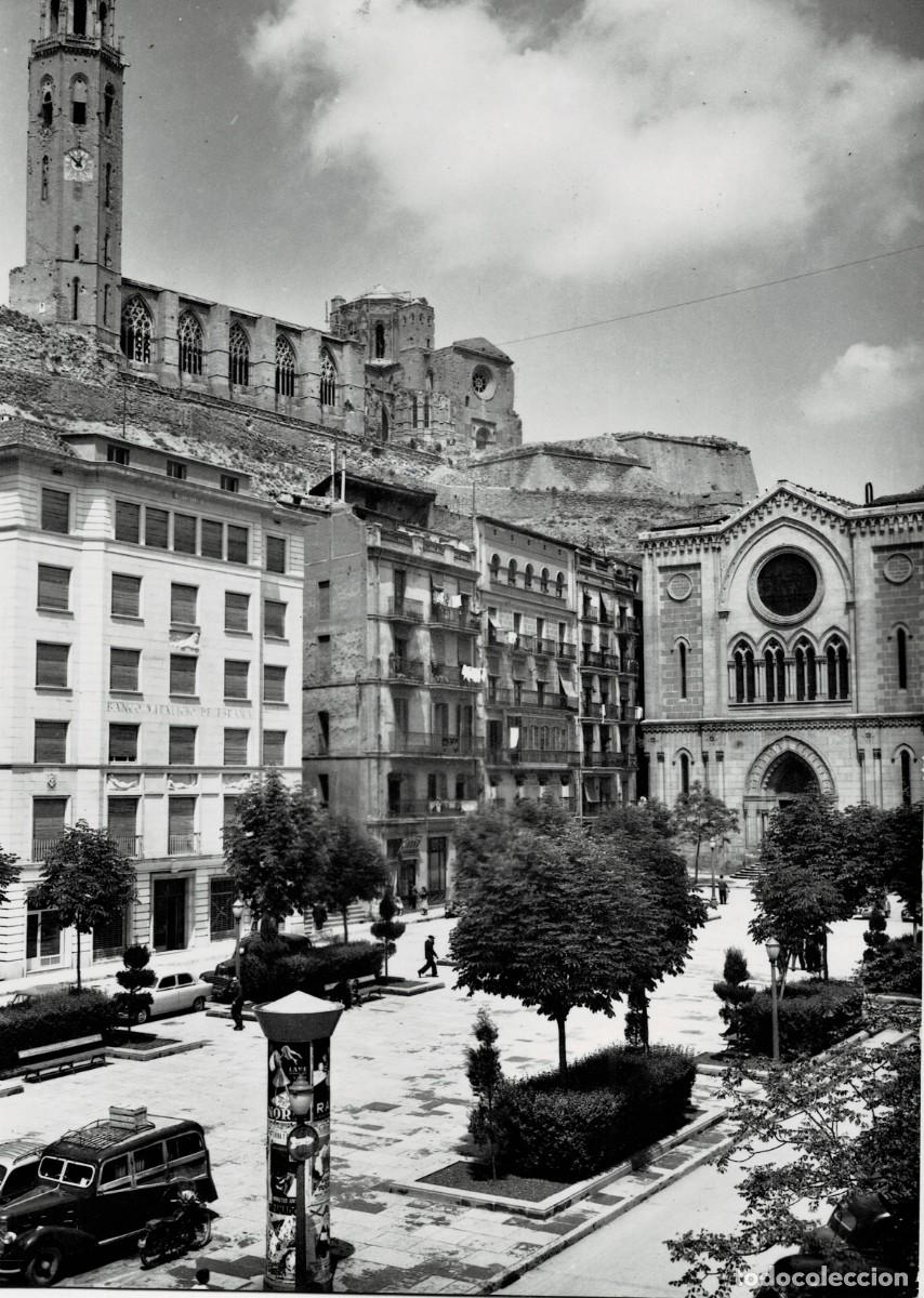 Postales: POSTAL MODERNA DE CATALU&Ntilde;A. LERIDA. PLAZA DE ESPA&Ntilde;A. P-CAT-2146