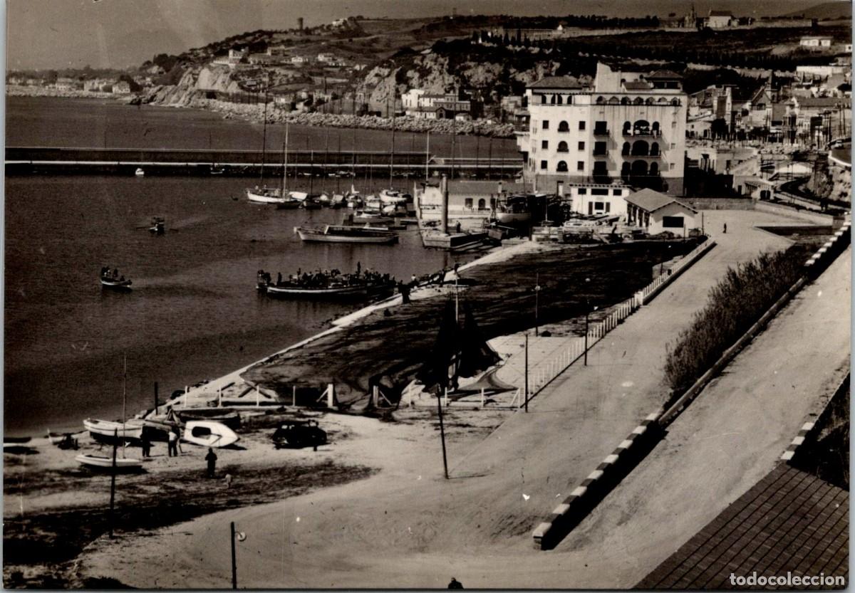 Postales: Arenys de Mar - Puerto - Campa&ntilde;&aacute; y Puig Ferr&aacute;n I/809 - 143x99mm