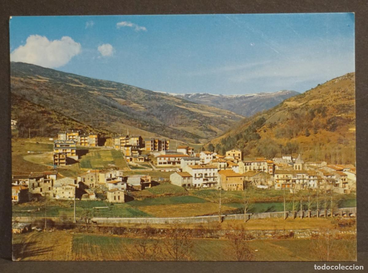 Postales: Llanas (Girona), vista general. Postal circulada el a&ntilde;o 1981, con sello y matasellos