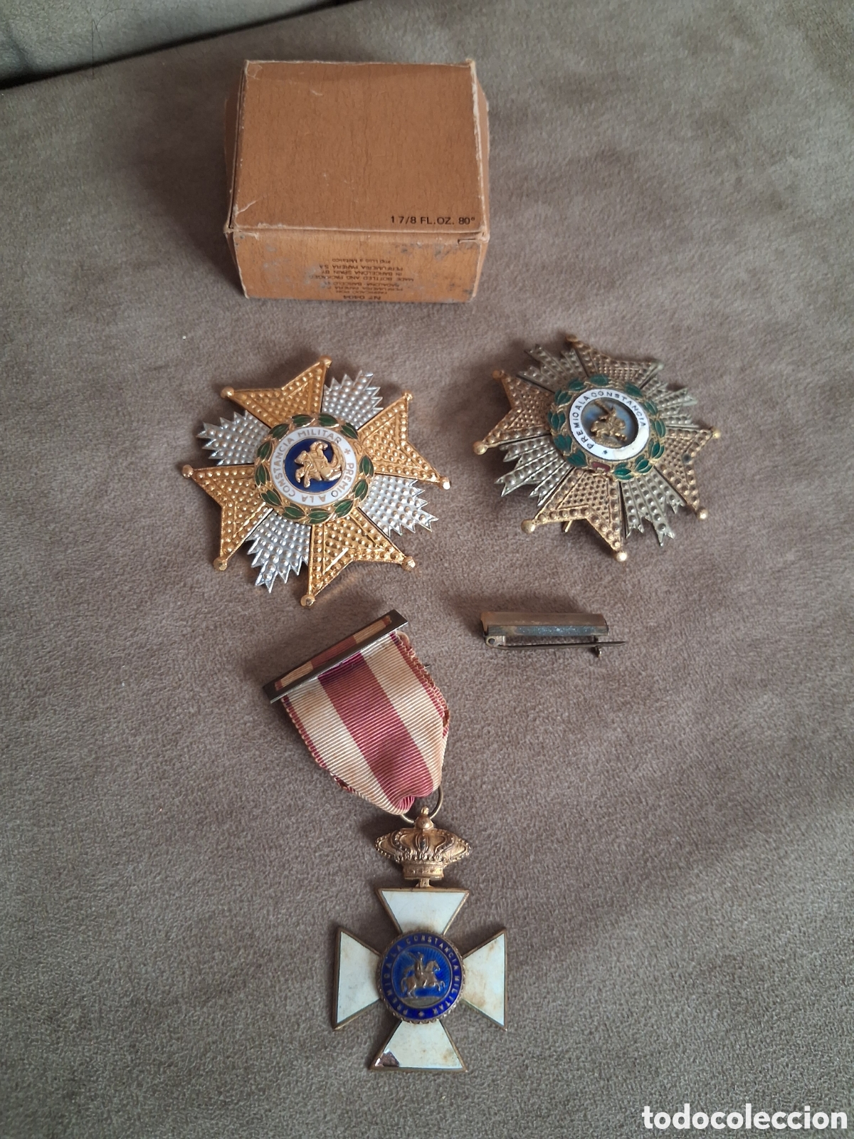 Postales: Placa de real y militar
