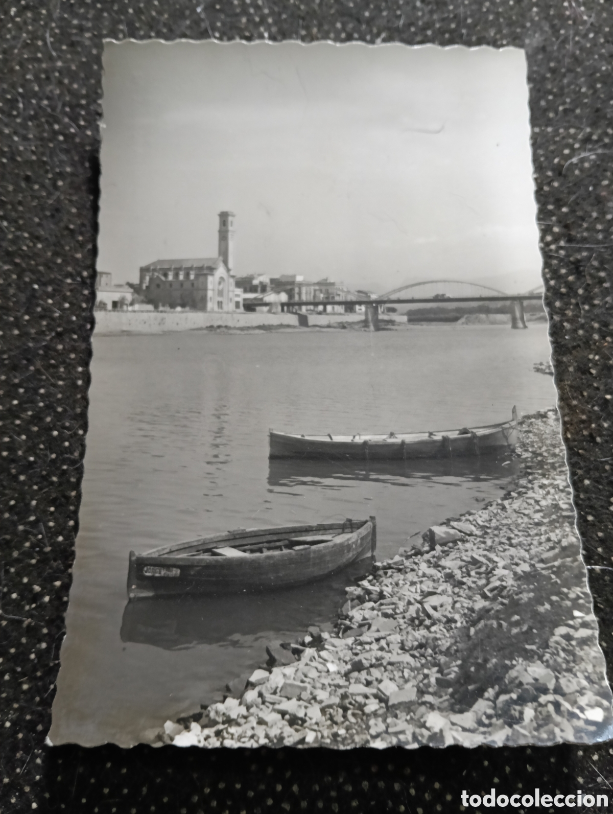Postkarten: Postal de Tortosa (Tarragona) Iglesia del Rosario y r&iacute;o Ebro a&ntilde;os 60