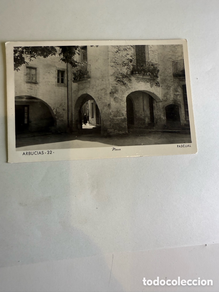 Postales: Postal Arb&uacute;cies (Girona) &ndash; Plaza &ndash; Blanco y negro &ndash; Original de la &eacute;poca &ndash; Circulada &ndash; 1959