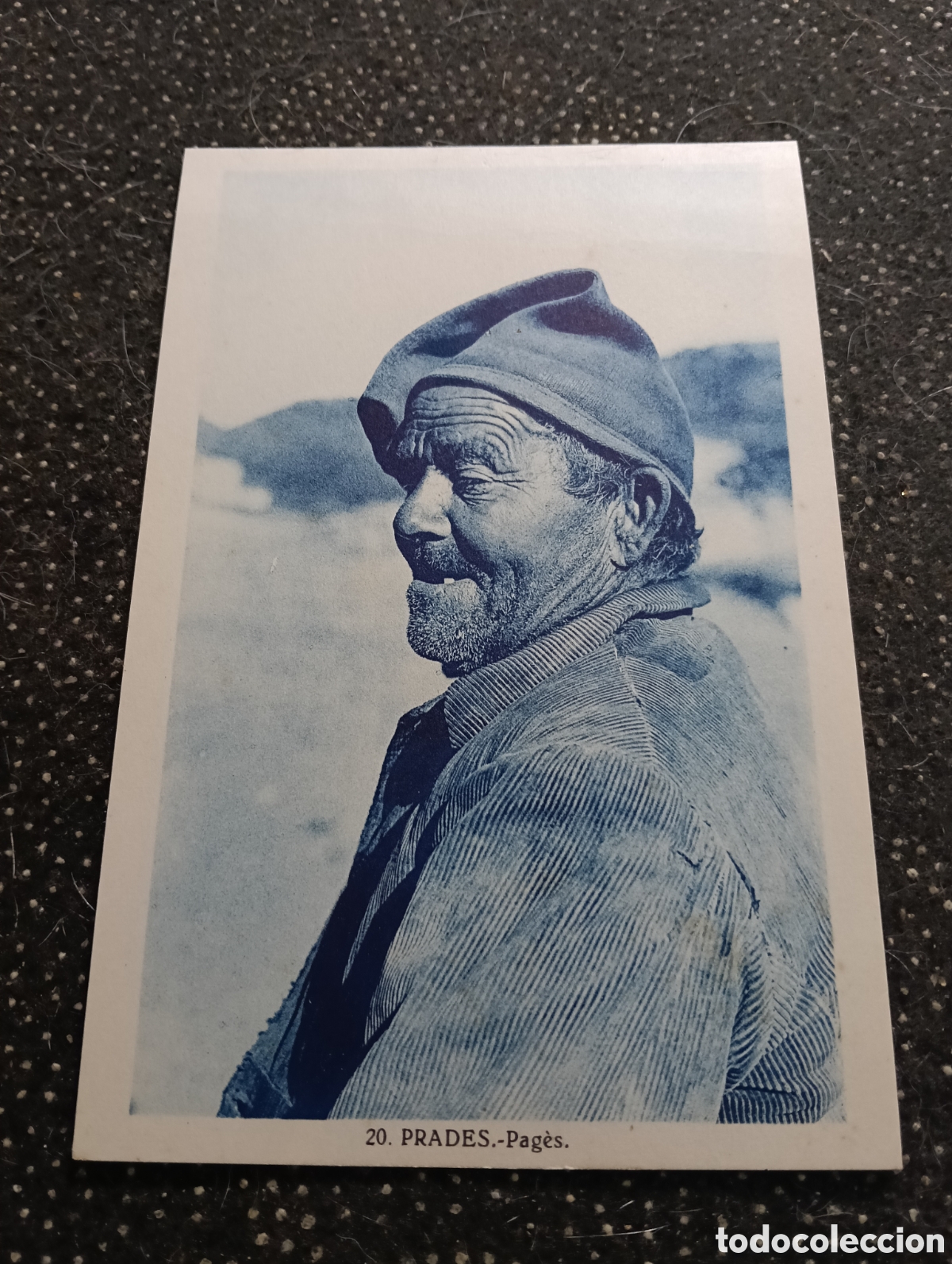 Postales: Postal de un campesino (pag&egrave;s) de la localidad catalana de Prades. (Tarragona)