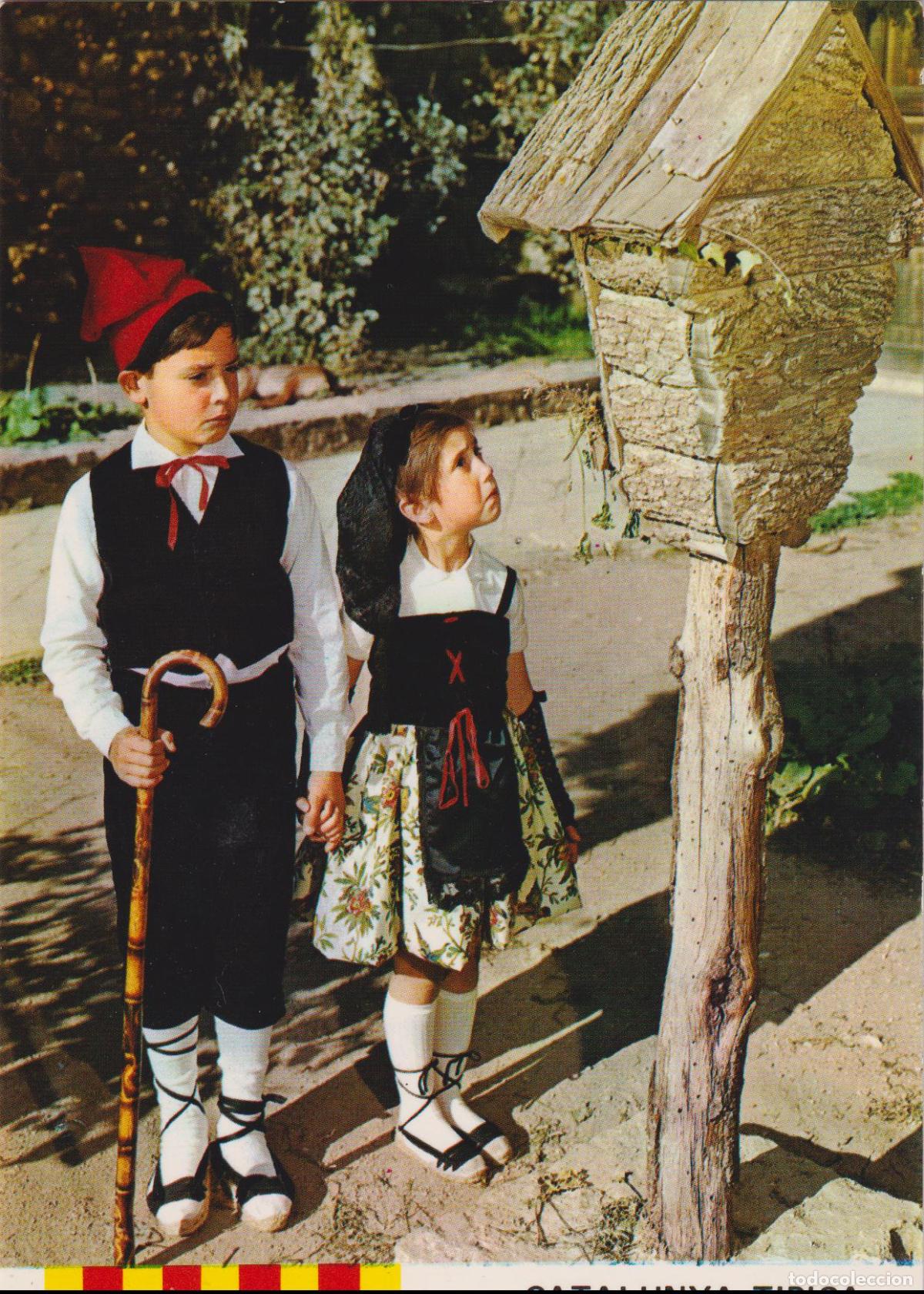 Postales: CATALUNYA T&Iacute;PICA, NI&Ntilde;OS CON TRAJES REGIONALES ORANDO - J.ALEBESQUE N&ordm;8 - ESCRITA