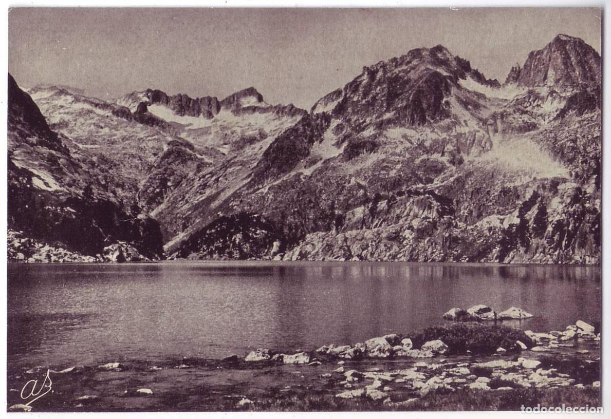 Postales: Caldas de Boh&iacute; (L&eacute;rida): Lago Negre y Sierras de Tumeneia y Biciberri. As. No circulada (A&ntilde;os 50)