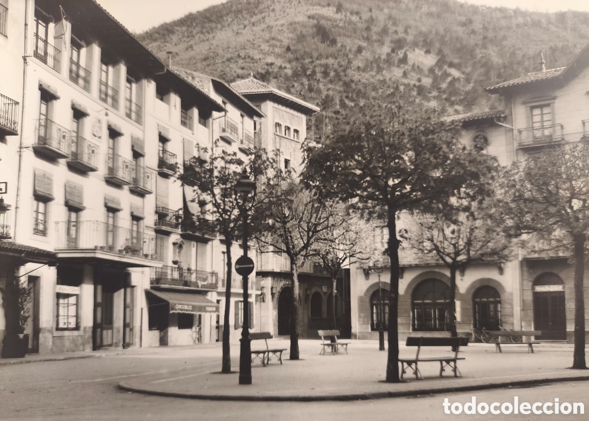 Postales: CAMPRODON PLA&Ccedil;A ESPANYA POSTAL FOTOGR&Aacute;FICA GIRONA C. 1960