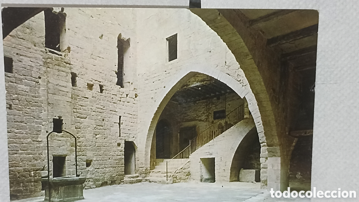 Postales: Cardona patio interior de castillo