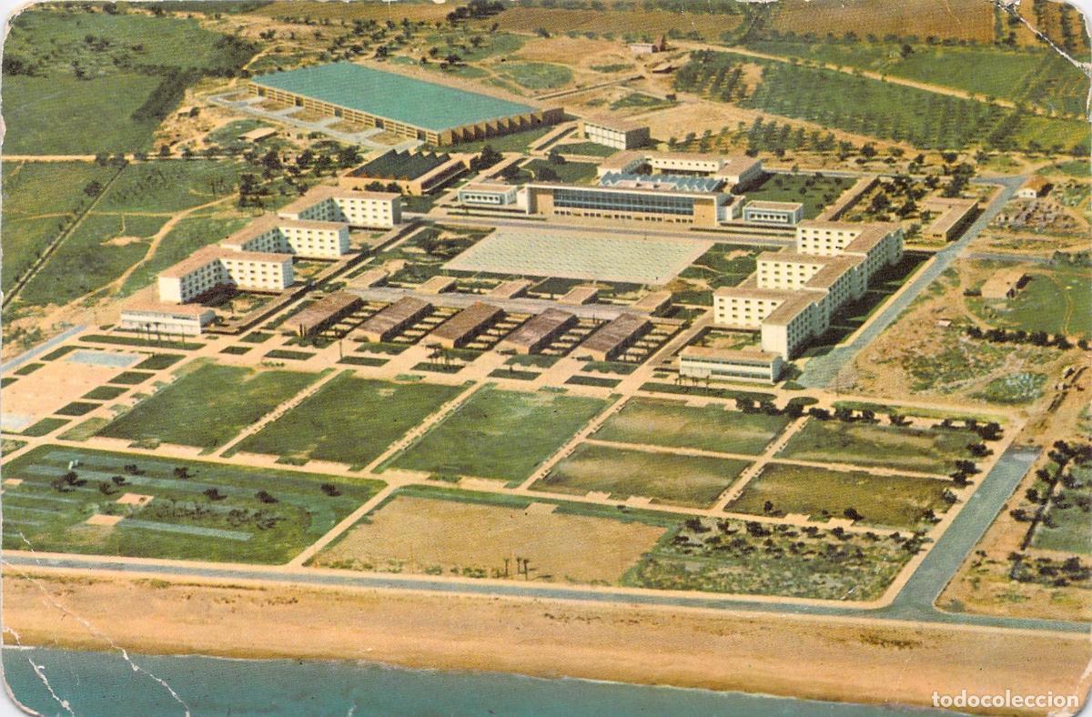 Postales: Postal de Tarragona Vista A&eacute;rea de la Universidad Laboral