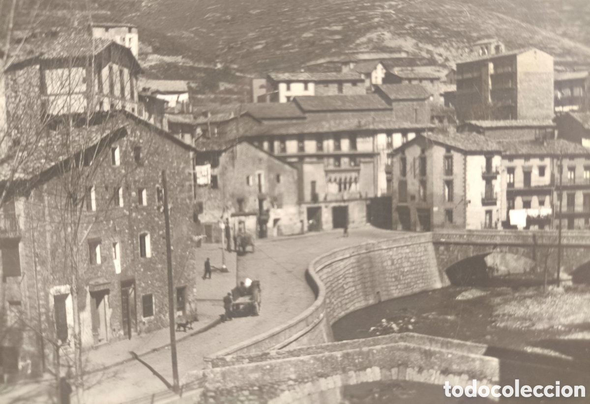 Postales: LA POBLA DE LILLET PLA&Ccedil;A FORT POSTAL FOTOGR&Aacute;FICA BERGUED&Agrave; C. 1940