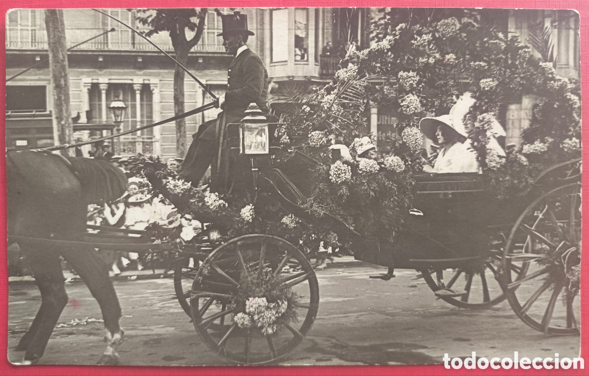 Cartes Postales: DESFILE CARROZA ENGALANADA FLORES POSTAL GRAN V&Iacute;A ? BARCELONA ? C. 1920