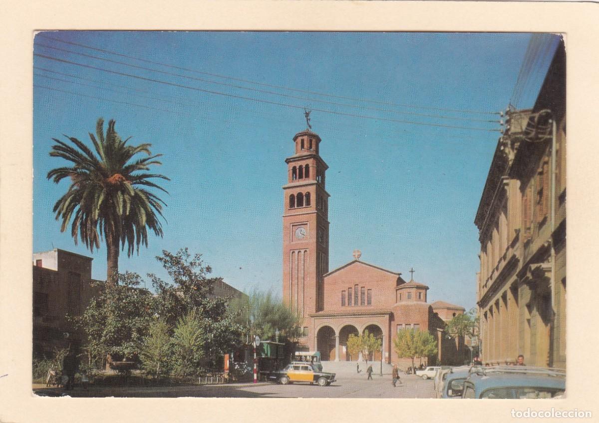 Postales: HOSPITALET DE LLOBREGAT (BARCELONA). PLAZA DEL AYUNTAMIENTO E IGLESIA DE SANTA EULALIA DE MERIDA (19