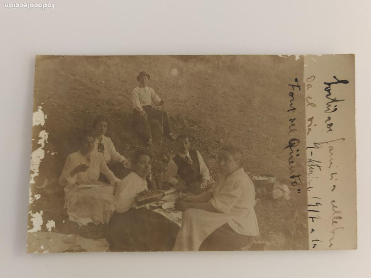 Postales: GRUP D'EXCURSIONISTES CATALA - FONT DEL CUENTO - FOTOGRAFICA - POSTAL ANTIGUA -(116.397)