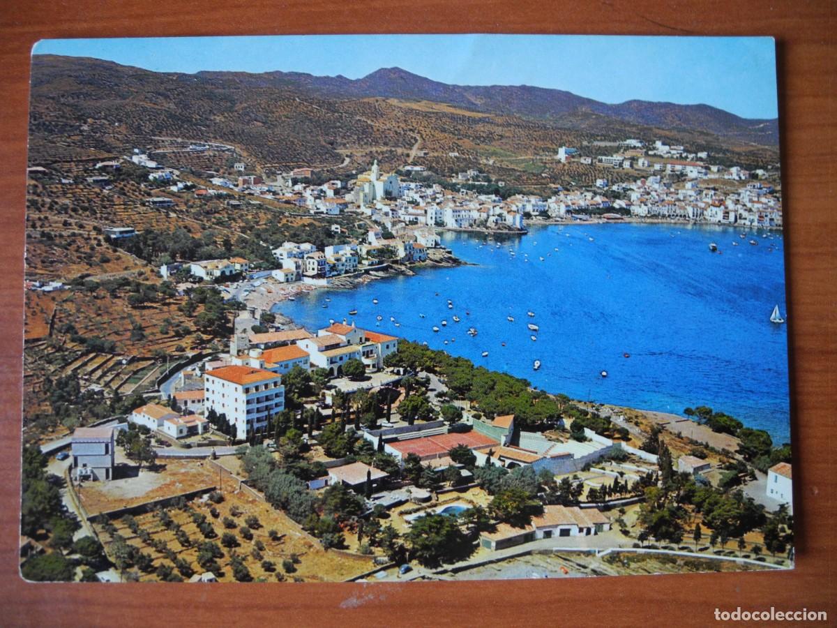 Postales: Costa Brava. Cadaqu&eacute;s. Vista general Ed. CYP n. 2861. Escrita con sello 1973.