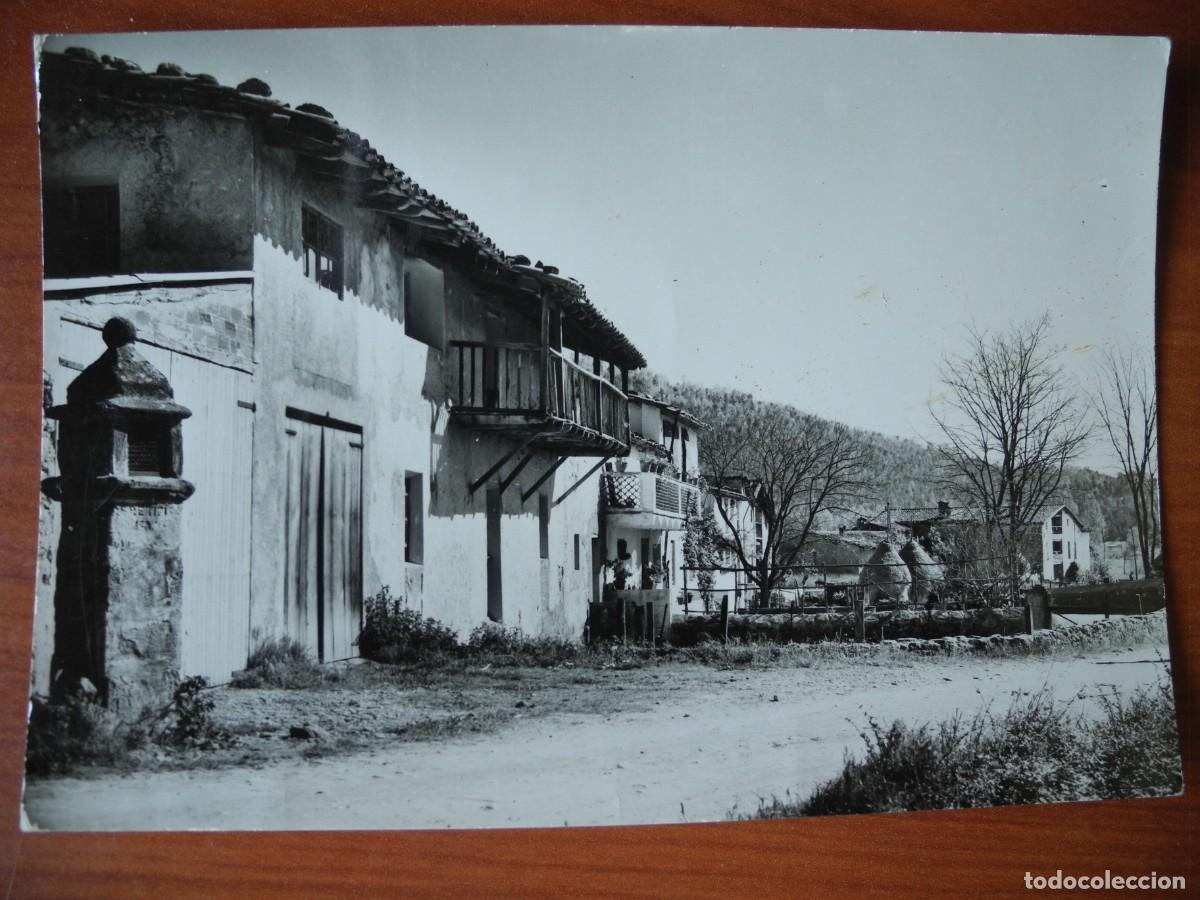 Postales: Olot. San Privat de Bas. Ed. Solanas n. 75. Nueva.