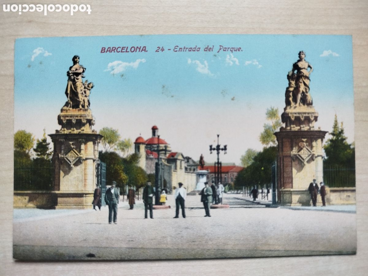 Postales: Postal Antigua Barcelona - Entrada del Parque - Ed. Venini - Coloreada