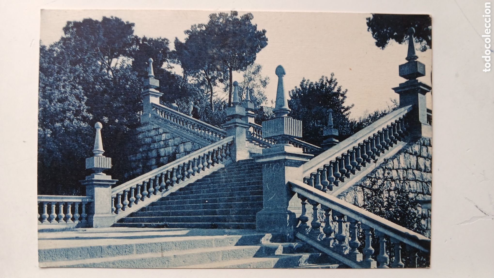 Postales: POSTAL BARCELONA B/N PARQUE DE MONTJUICH ESCALERA PALACIO ARTE ANTIGUO ROISIN N&ordm; 30 SIN CIRCULAR