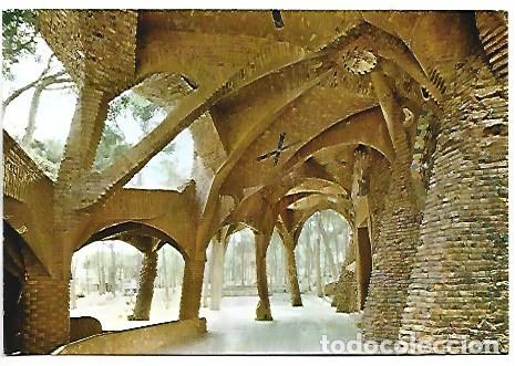 Postales: ESCALINATA EXTERIOR, CRIPTA DE LA COLONIA GUELL.- SANTA COLOMA DE CERVELLO