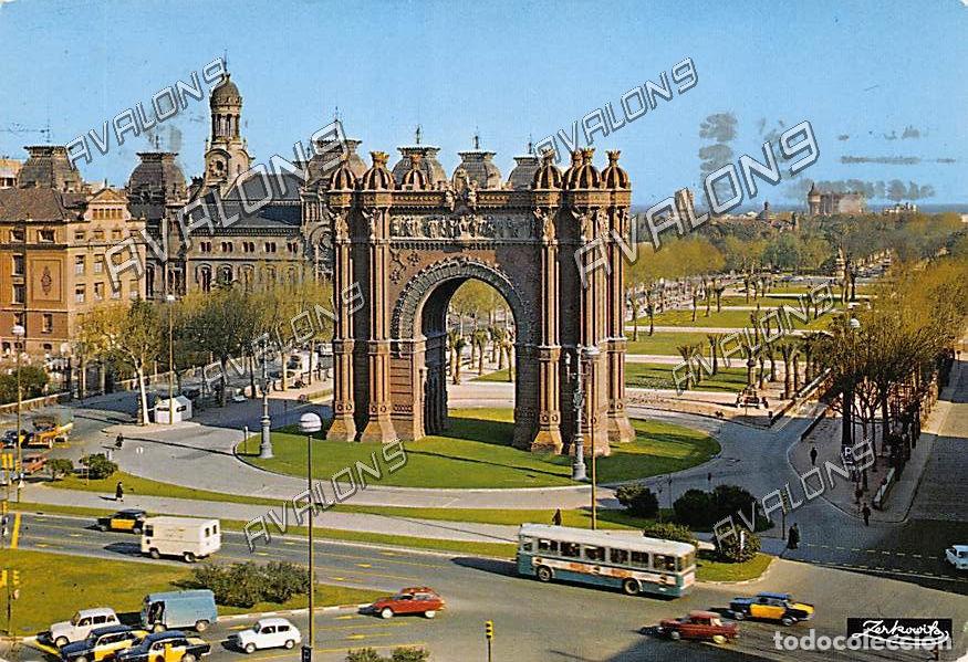 Postales: Arco de Triunfo y Sal&oacute;n de V&iacute;ctor Pradera (Barcelona) - Circulada - 1971