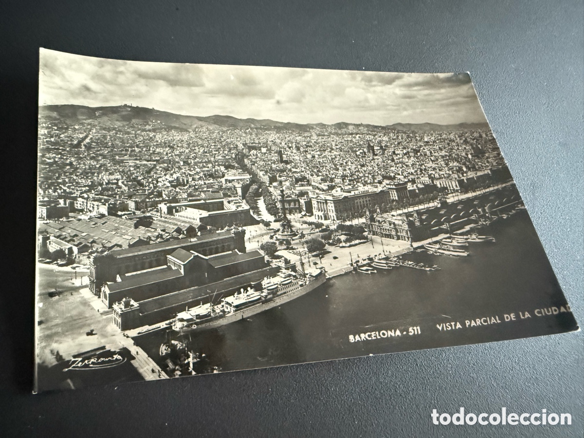 Postales: Postal. BARCELONA. Vista Parcial de la Ciudad